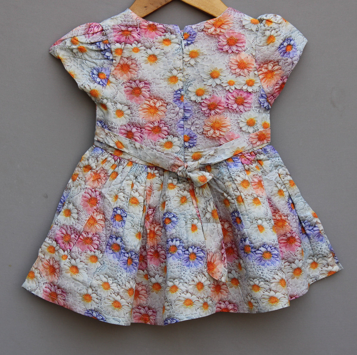​🌼 Baby Girls Floral Party Dress (Multicolor Daisy Print)